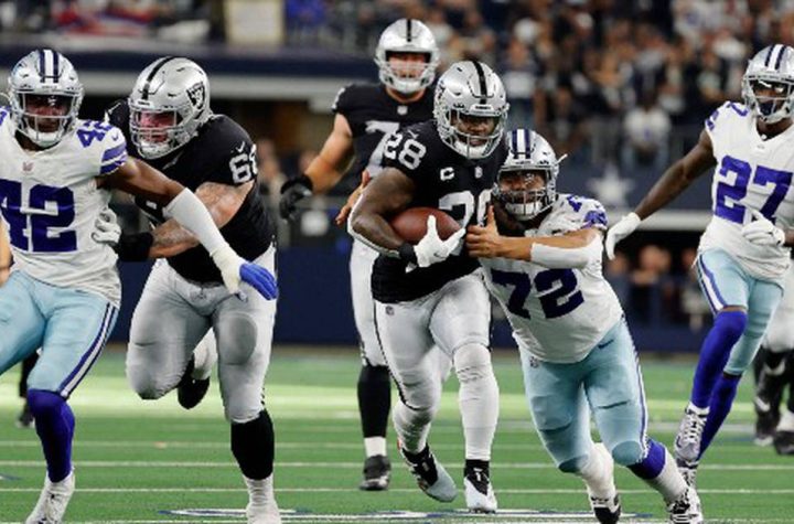 Raiders derrota a Cowboys en tiempo extra en el juego de Día de Gracias