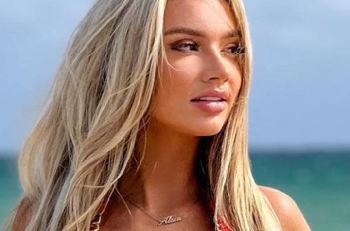 ¡Deslumbrante! Alexa Collins presume su lindo encanto después de un bello día en la playa