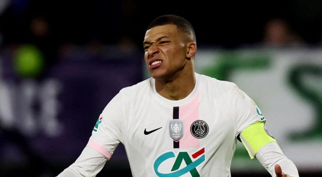 Se acaba el tiempo para renovar a Mbappé