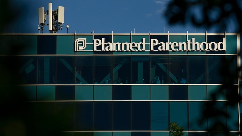 Texas demanda a Planned Parenthood por más de $10 millones en pagos de Medicaid