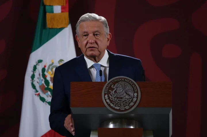 Tren Maya: ‘No van a poder detenernos’, afirma AMLO sobre suspensión de obras en tramo 5