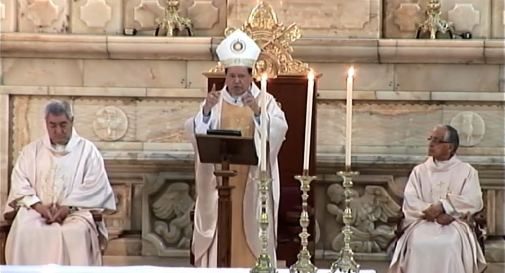 Cardenal Norberto Rivera felicita a los niños en su día