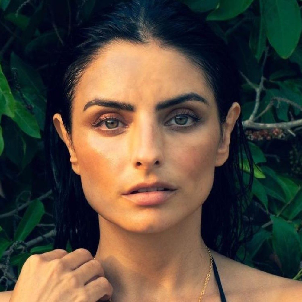 Aislinn Derbez confirma su ruptura con Jonathan Kubben y habla del verdadero amor