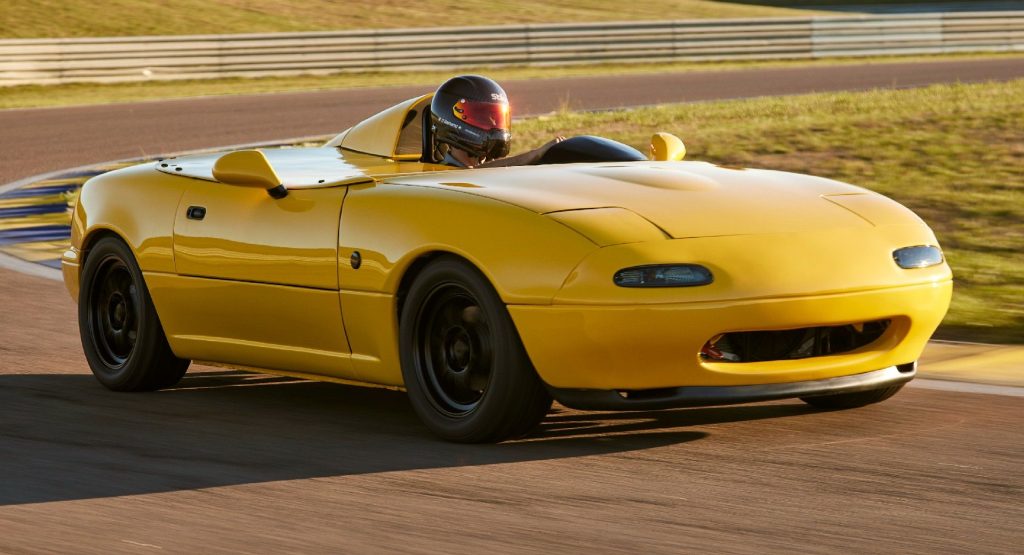 Single-Seater Mazda MX-5 NA With An ND Engine Looks Like A Lot Of Fun