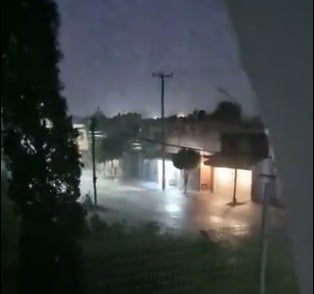 ¡Tras el tornado en Guamúchil! Fuerte tormenta se registra la madrugada del viernes en Culiacán