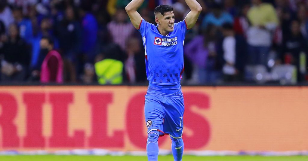 Liga MX: Cruz Azul get last minute winner to down Chivas