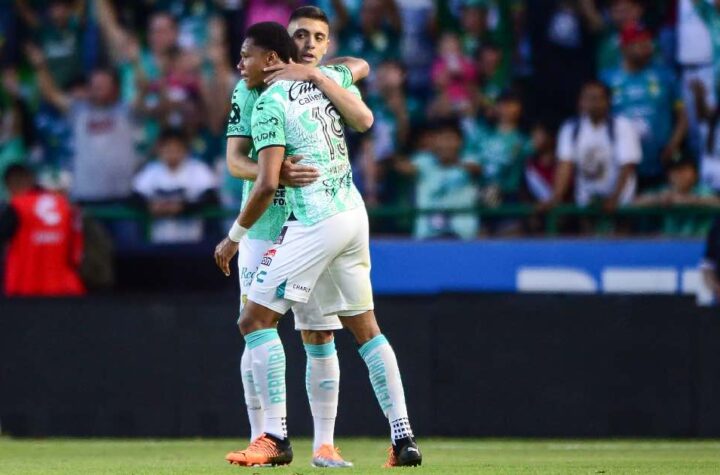 León vence a San Luis sobre el final con gol de ‘chilena’ incluido