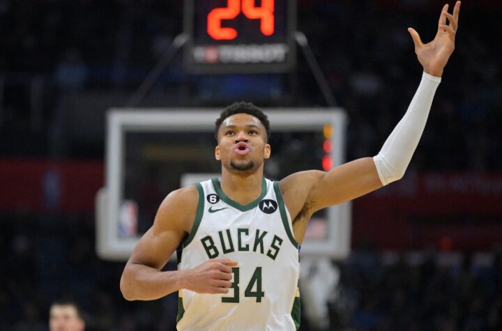 NBA: Milwaukee pierde el partido y a Antetokounmpo por lesión