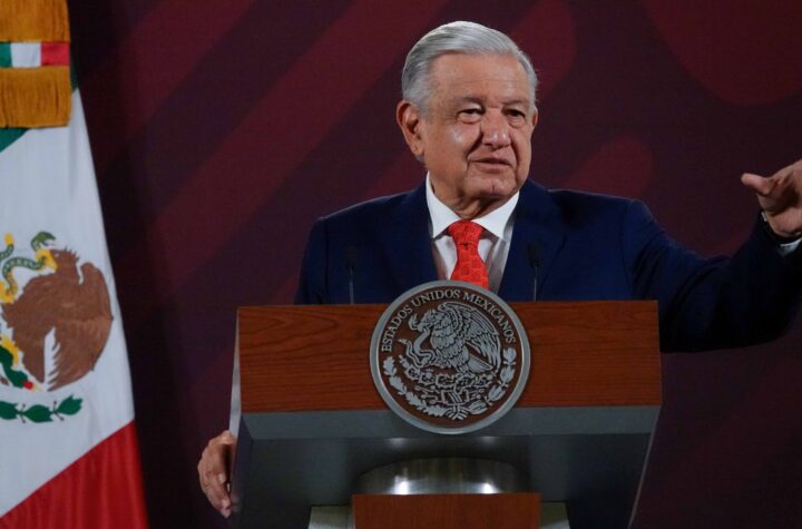 AMLO responde a la Corte con un decreto contra transparencia