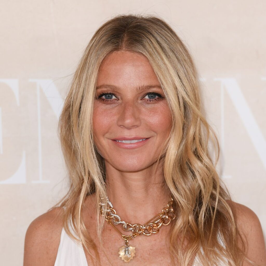 Gwyneth Paltrow no puede pasar un día sin beber este batido antiedad con chispas de chocolate