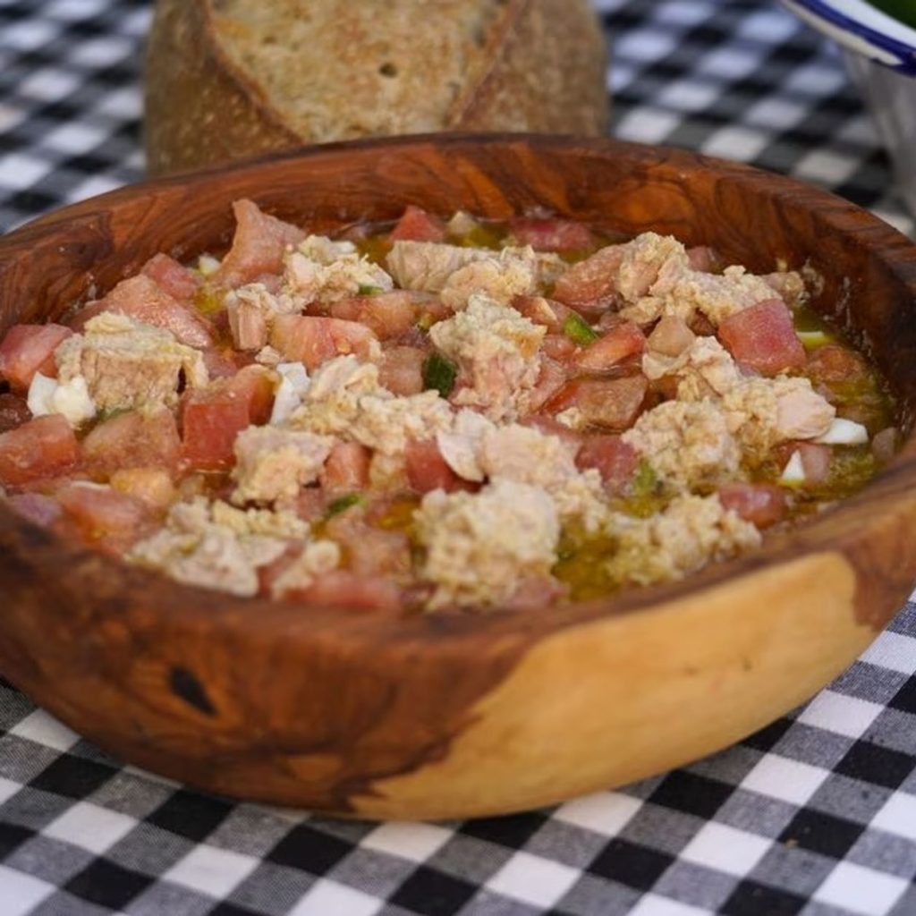 Pipirrana: Un plato sano, fácil y muy refrescante que se prepara en Jaén