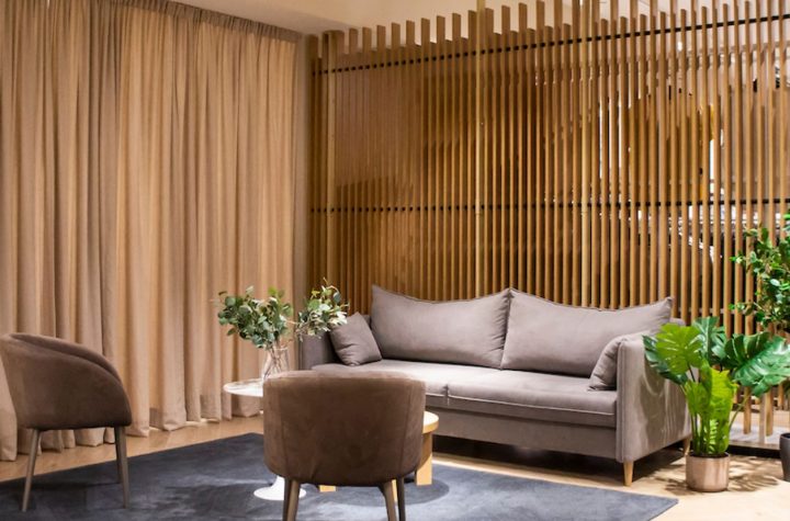 Palillería de madera: Cómo aplicar esta tendencia en decoración en nuestros hogares