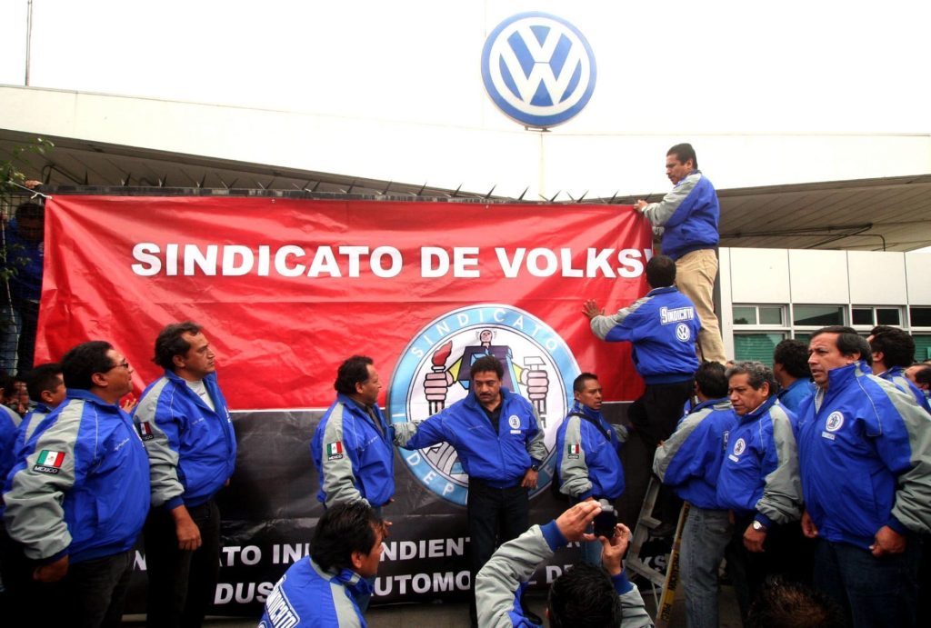 Volkswagen libra la huelga: Trabajadores logran alza salarial del 8.1%