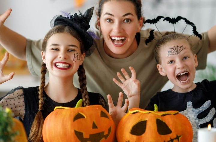 Ideas terroríficamente divertidas para una noche de Halloween en familia