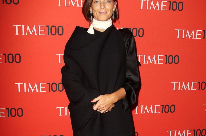 El regreso triunfal de Phoebe Philo: ¡Su nueva colección arrasa en minutos!