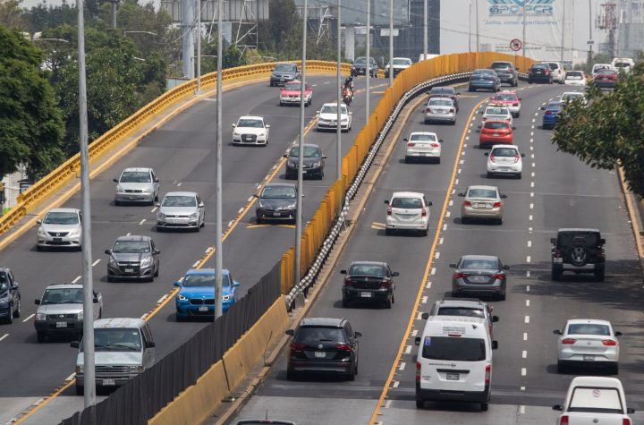 ¡Pisa el freno! Hoy No Circula viernes en CDMX y Edomex