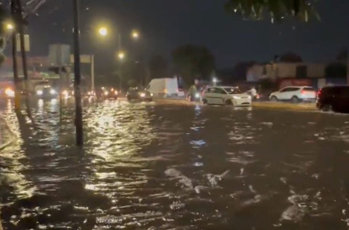 VIDEO | Caos en Tultitlán debido a intensas lluvias