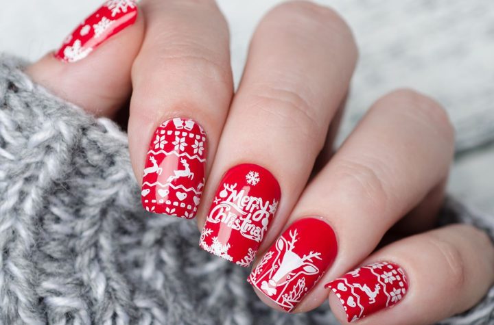 Inspírate con los increíbles diseños de uñas que son tendencia para esta navidad