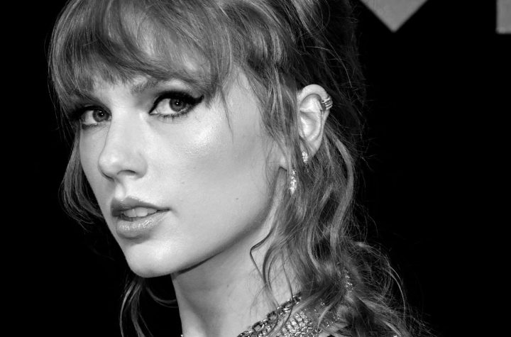 Taylor Swift rinde emotivo homenaje a fan fallecida en concierto en Río de Janeiro