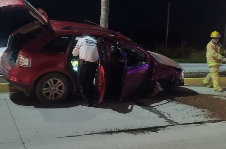 Presunto agente de la Guardia Nacional intenta evadir el alcoholímetro y provoca choque en Los Mochis