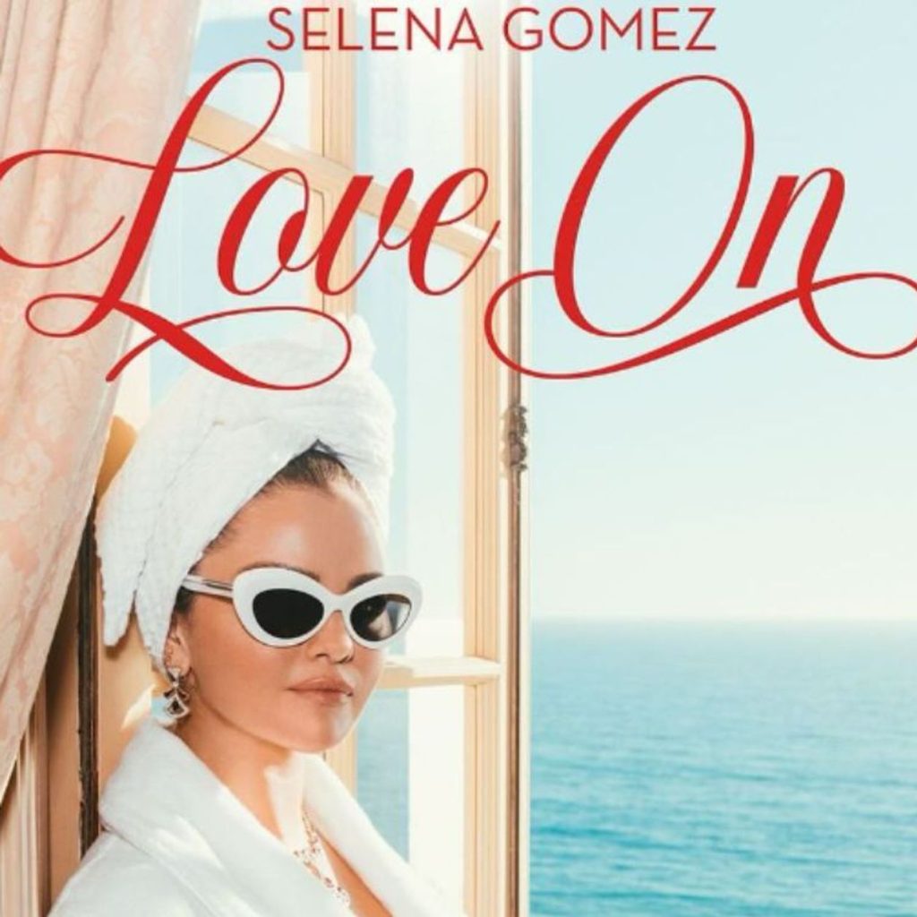 Selena Gomez nos enamora con «Love On» y el apoyo incondicional de Benny Blanco