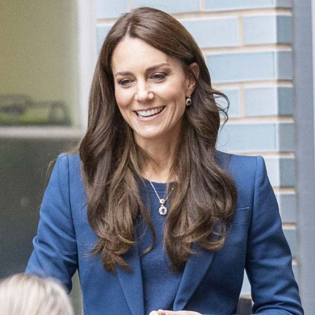 Kate Middleton supuestamente ha sido vista comprando con el príncipe Guillermo mientras crecen las «katespiraciones»