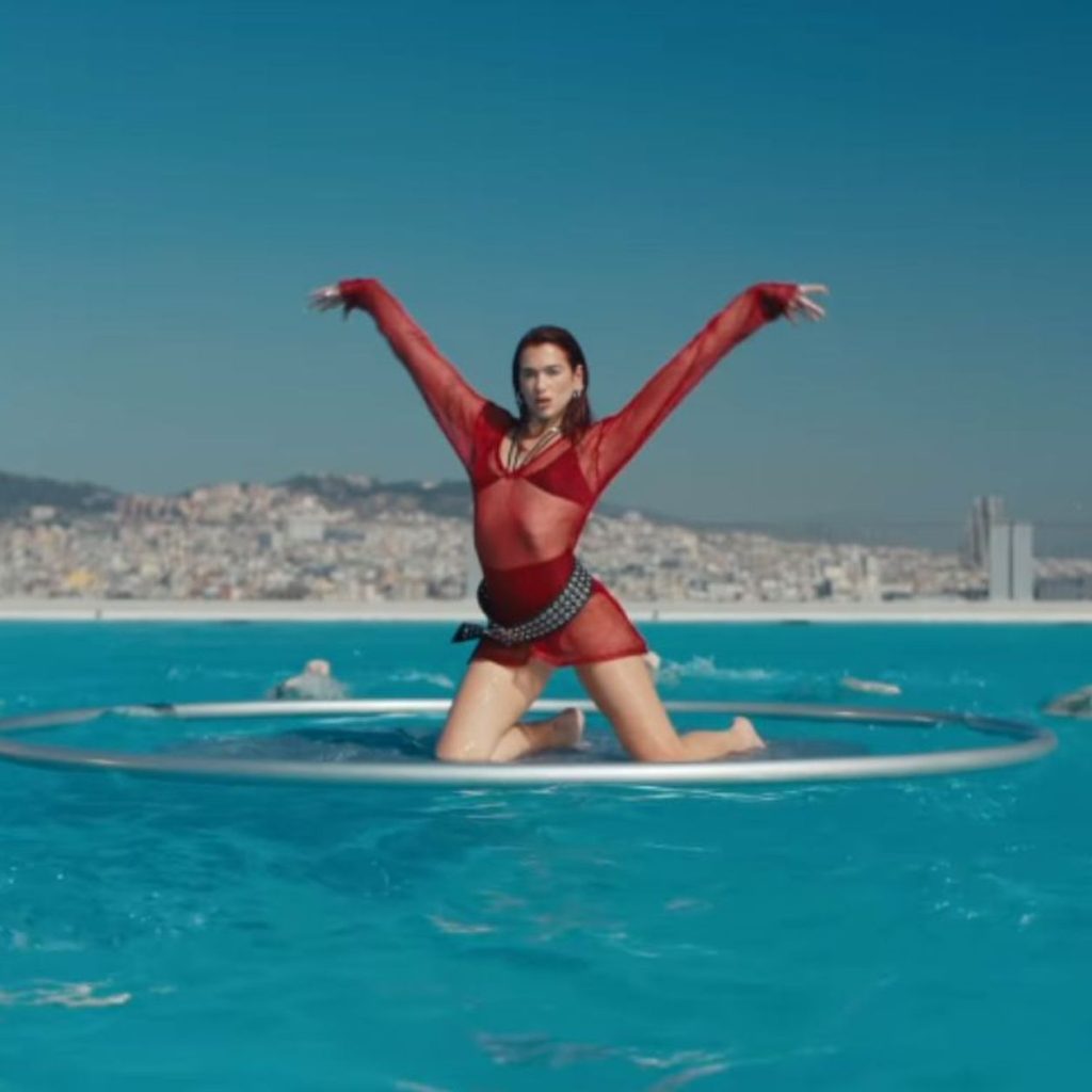 Dua Lipa lanza «Illusion» con vídeo grabado en Barcelona y guiños a Kylie Minogue ¡El hit del verano ha llegado!