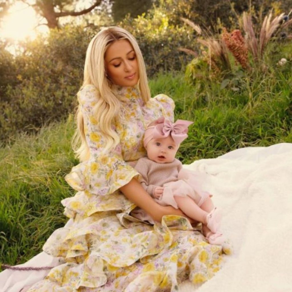 Paris Hilton comparte las primeras fotos de su hija London tras 5 meses de misterio