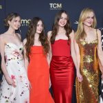 Nicole Kidman recibe el máximo galardón del cine rodeada de sus hijas, pareja, hermana y estrellas de Hollywood