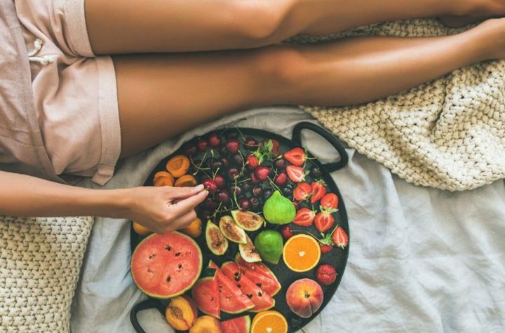 Sueño reparador: Descubre las frutas que te ayudan a descansar como una reina