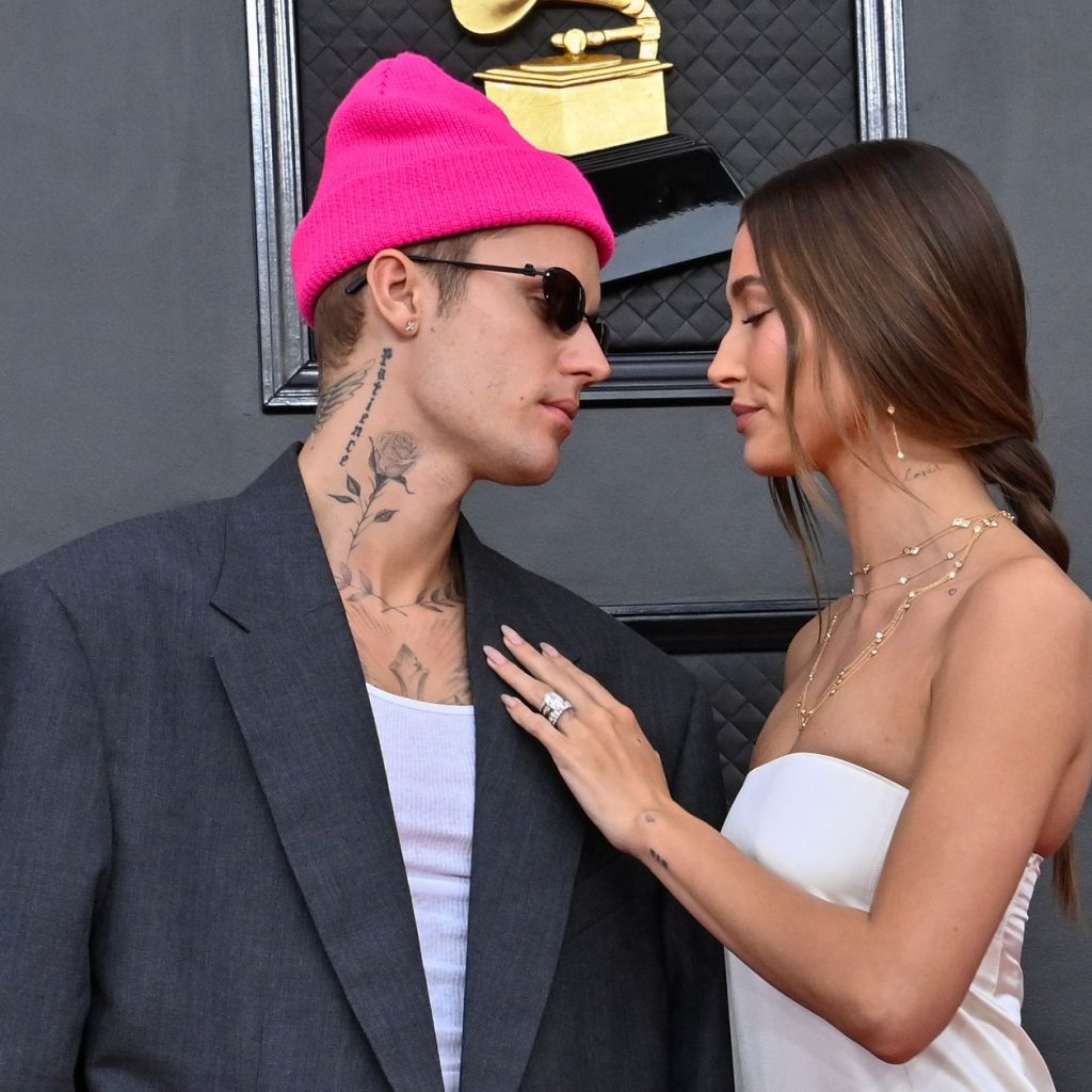 ¡Hailey Bieber y Justin Bieber serán papás!  La emotiva confirmación y el significado del vestido de novia