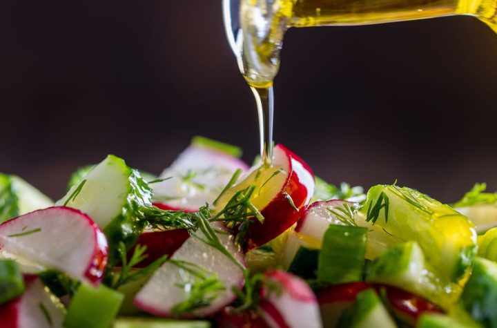 Los sorprendentes beneficios de una cucharada diaria de aceite de oliva