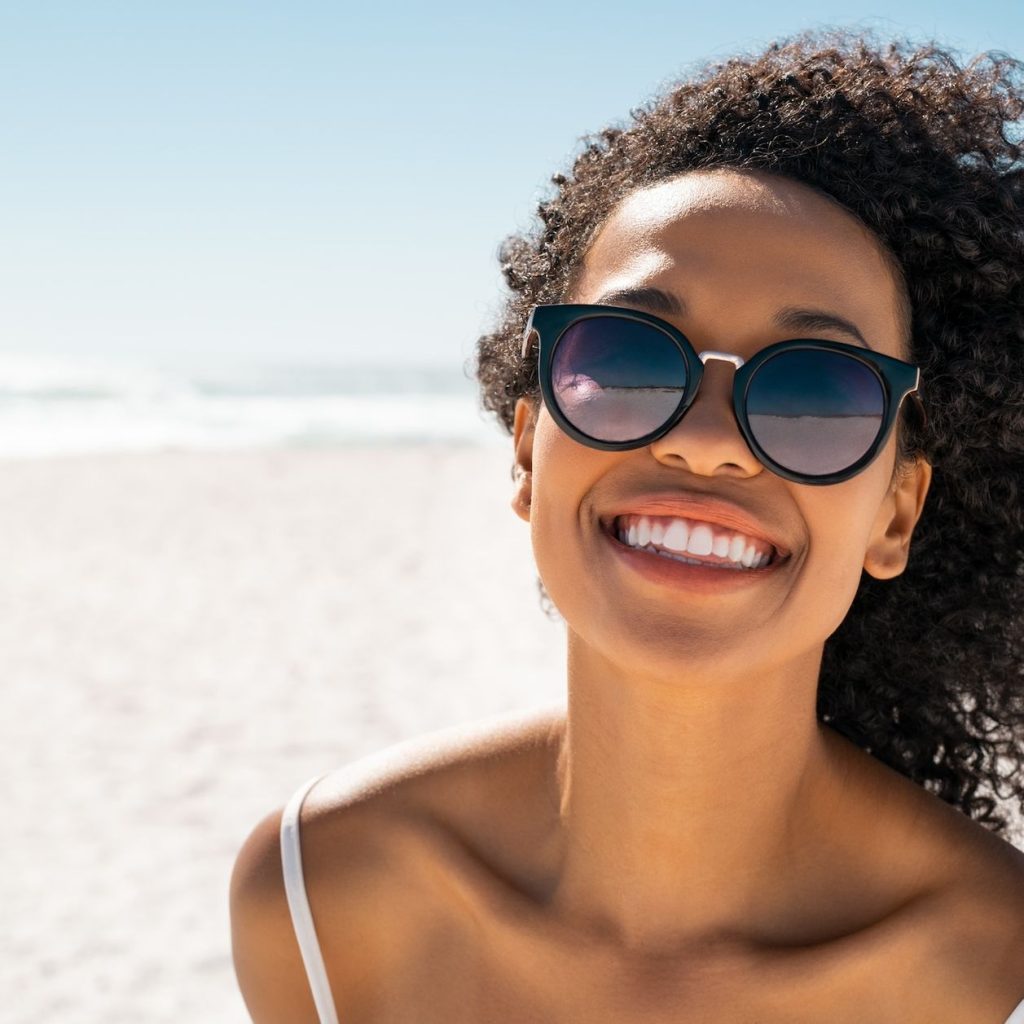 Cómo evitar las marcas en la nariz de las gafas de sol