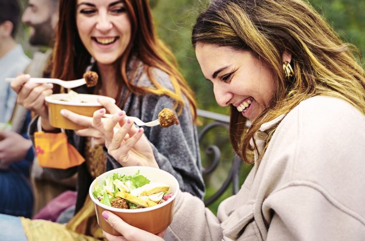 Estudio revela que comer en un horario específico mejora el control glucémico en personas con sobrepeso