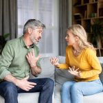 Una experta desvela las 5 preguntas que debes hacerte para resolver cualquier conflicto con tu pareja o tu mejor amigo.