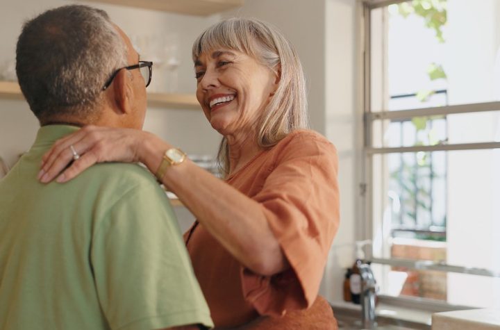 ¿Sabes qué son las parejas ‘LAT’?  Te contamos por qué esta tendencia está ganando popularidad en España