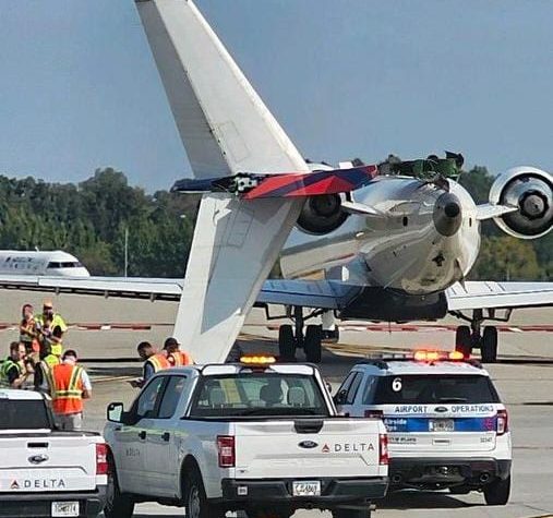 Tremendo susto tras choque de dos aviones en aeropuerto de Atlanta