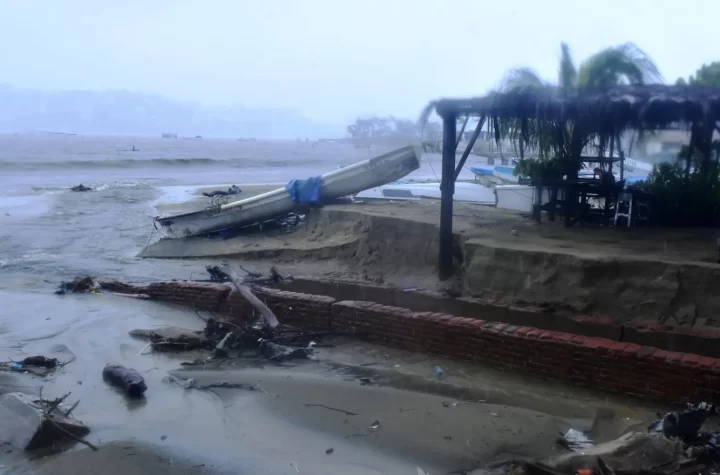 Muertes Huracán John 2024. Paso Ciclón Provocó Deceso 16 Personas Guerrero Oaxaca