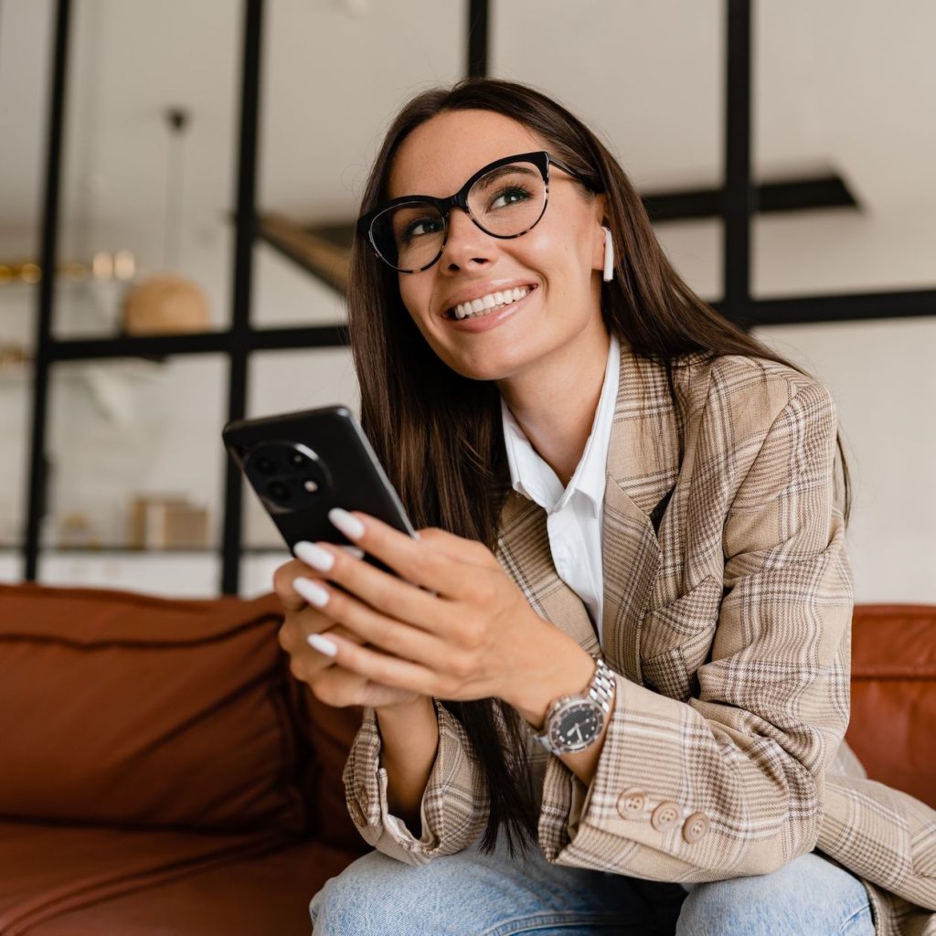 La sorprendente clave de la felicidad no es ni la salud ni el dinero, según este estudio de expertos