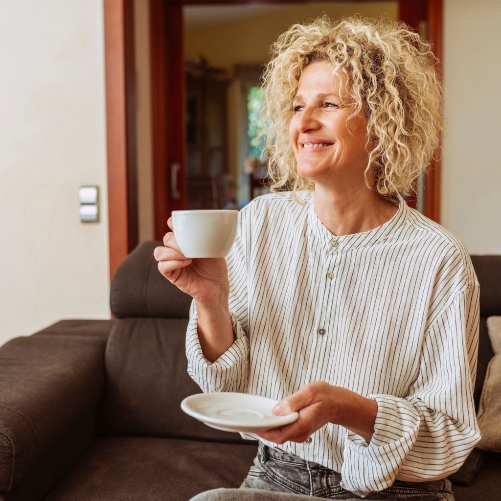 Los expertos se ponen de acuerdo: esta es la mejor hora para tomar café que incrementar podría tu esperanza de vida