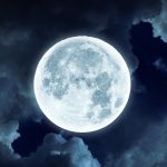 La Luna Llena en Leo Iluminará El Cielo el 12 de Febero: ESTOS Signos Estarán Llenos de Buena Energía