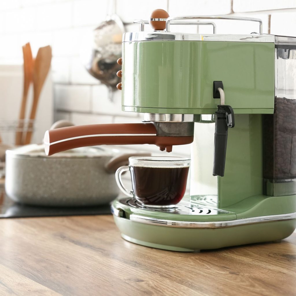 Aldi Triunfa Con el Accesorio Retro Que Parece de Marca Smeg: Elegante y funcional para tu cocina por Menos de 10 €