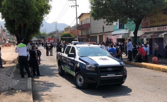 “Somos transportistas, queremos trabajar”, protestan choferes en Acapulco; exigen seguridad luego de ataques armados | El Universal