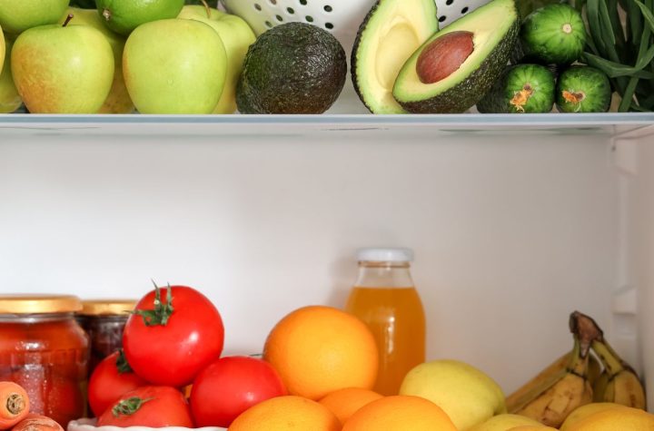 ESTE ERROR COMÚN QU COMETEMOS AL DESVERSAR AGUACATES Favorece La Aparición de Bacterias: Así es CÓMO PUEDES EVITARLO