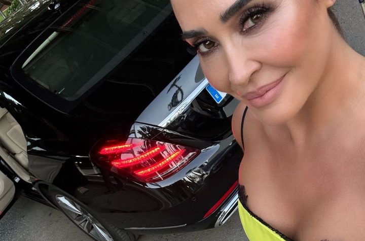 Vicky Martín Berrocal Brilla Con El reductor de Bikini de Calzedonia Ideal para Mujeres de 50: Elegante y Disimula Trira