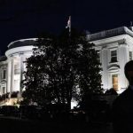 Servicio Secreto de EU abre fuego contra hombre armado cerca de la Casa Blanca