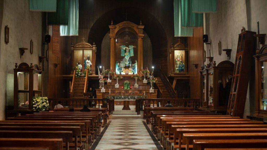 Celebran 50 años de ministerio del Pastor Cirilo Cruz