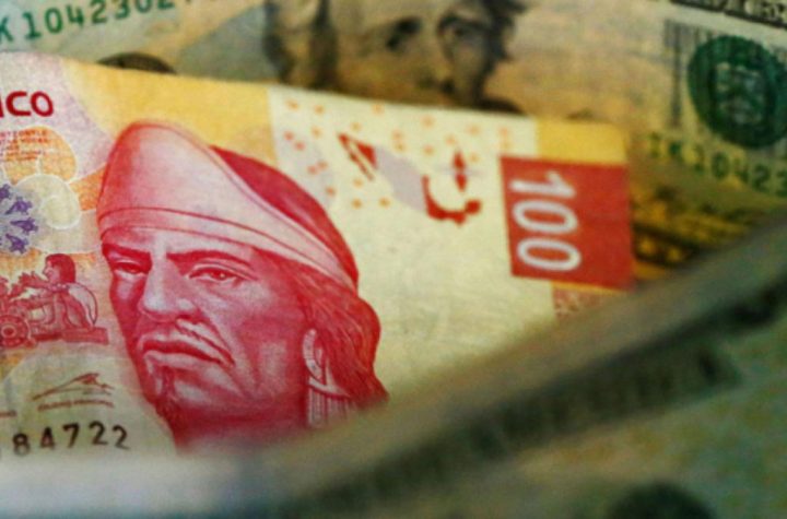 Peso mexicano modera reacción positiva a exclusión de aranceles de Trump