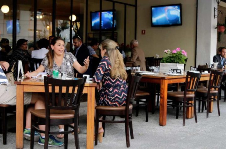Restauranteros de Estados Unidos alarmados por nuevos aranceles de Trump que amenazan sus negocios