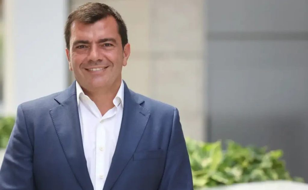 Agustín Escobar, el CEO de Siemens España que murió tras accidente en el río Hudson; se encontraba de vacaciones en EU | El Universal